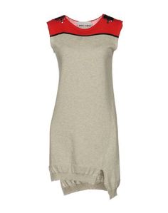 Короткое платье Brand Unique