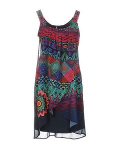 Короткое платье Desigual