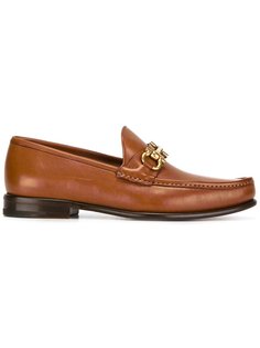 лоферы с металлической деталью Salvatore Ferragamo