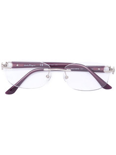 oval frame glasses Salvatore Ferragamo