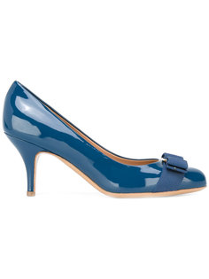 Carla pumps Salvatore Ferragamo