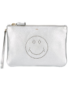 клатч на молнии Smiley Anya Hindmarch