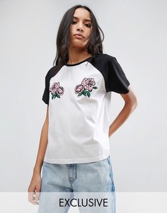 Бейсбольная oversize-футболка с рукавами реглан и вышитыми розами Chorus - Белый