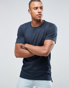 Футболка в тонкую полоску с заниженным подолом Only &amp; Sons - Темно-синий