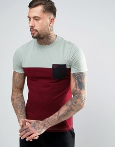 Зеленая футболка в стиле колор блок с карманом Fred Perry - Зеленый