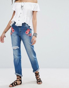 Рваные джинсы с вышивкой Boohoo - Синий