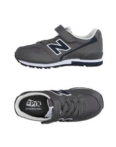 Низкие кеды и кроссовки New Balance