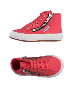 Низкие кеды и кроссовки Superga