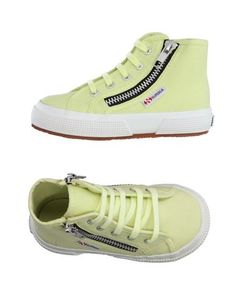 Низкие кеды и кроссовки Superga