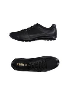 Низкие кеды и кроссовки Geox