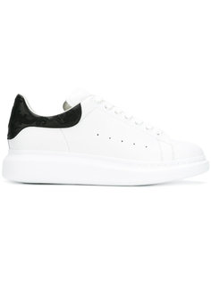 кроссовки с вышивкой на пятке Alexander McQueen
