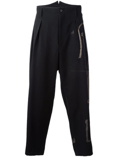 укороченные брюки с заниженным шаговым швом Yohji Yamamoto
