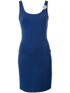 fitted dress Versus