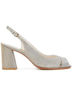 босоножки с ремешком на пятке Stuart Weitzman