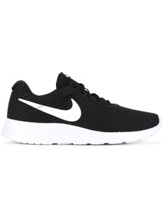 кроссовки Tanjun  Nike