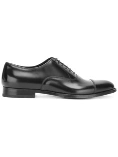 classic oxfords Doucals