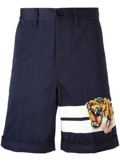 шорты бермуды с принтом бенгальского тигра Gucci