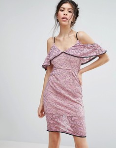 Кружевное платье миди с открытыми плечами Love Triangle - Розовый