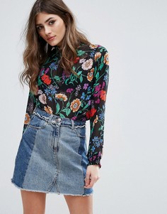 Блузка с цветочным принтом и высокой горловиной New Look - Черный