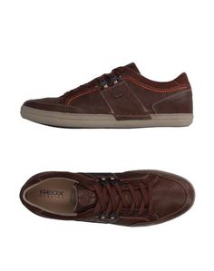 Низкие кеды и кроссовки Geox