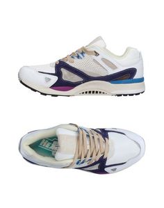 Низкие кеды и кроссовки Reebok