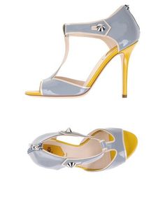 Сандалии Fendi