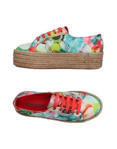 Низкие кеды и кроссовки Superga