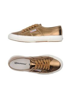 Низкие кеды и кроссовки Superga