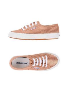 Низкие кеды и кроссовки Superga