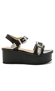 Buckle platform - TOGA PULLA