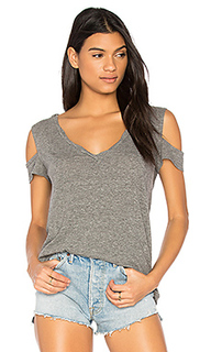 V-neck cold shoulder tee - Pam &amp; Gela