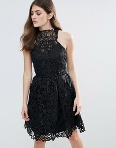 Кружевное платье мини с халтером Little Mistress - Черный