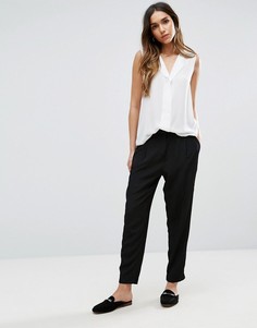 Широкие брюки со складками Vero Moda - Черный