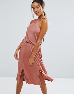 Платье-халтер миди с разрезами ASOS - Розовый