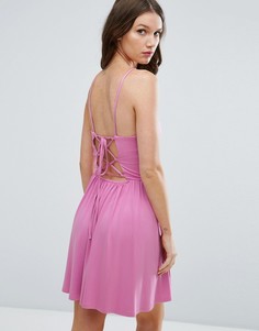 Короткое приталенное платье в стиле 90-х со шнуровкой на спине ASOS - Розовый