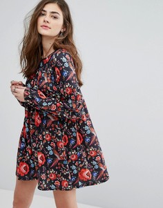 Свободное платье с цветочным принтом Missguided - Мульти