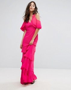 Платье макси с вырезами на плечах и рюшами PrettyLittleThing - Розовый
