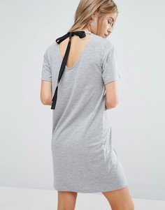 Платье-футболка с завязкой New Look - Серый