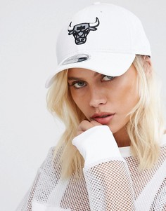 Кепка с изогнутым козырьком New Era Chicago Bulls - Белый