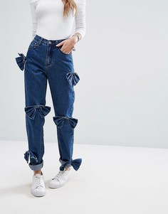 Свободные джинсы в винтажном стиле с состаренными бантиками Glamorous - Синий