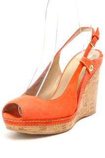 Босоножки Stuart Weitzman