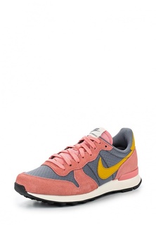 Кроссовки Nike