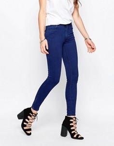 Синие джинсы скинни с классической талией Just Female - Синий