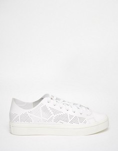 Белые кроссовки с перфорацией Adidas Originals Court Vantage - Белый