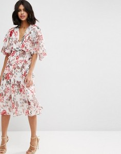 Мягкое платье миди с цветочным принтом в винтажном стиле и кейпом ASOS - Мульти