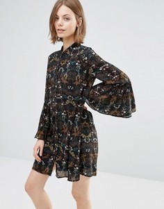 Свободное платье с расклешенными рукавами Style London - Черный