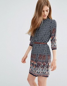 Платье с принтом, поясом и рукавами 3/4 Yumi - Темно-синий