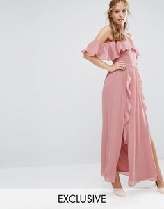 Платье макси с высокой горловиной и оборками TFNC WEDDING - Розовый