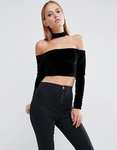 Бархатный топ с открытыми плечами и горловиной‑чокер ASOS - Черный