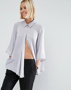 Свободная атласная блузка с драпировкой спереди ASOS - Серый